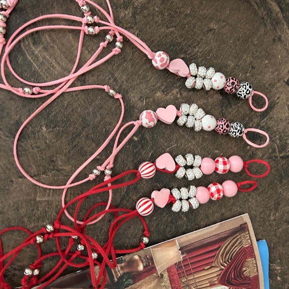 Sandals - Picture 4 of 17